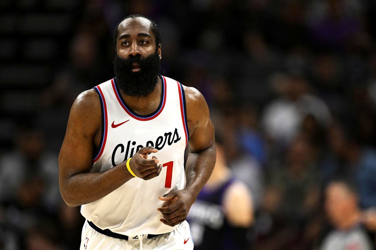 爱游戏-关于哈登连续十五场比赛得分超过突破纪录，利物浦挑战极限！的信息