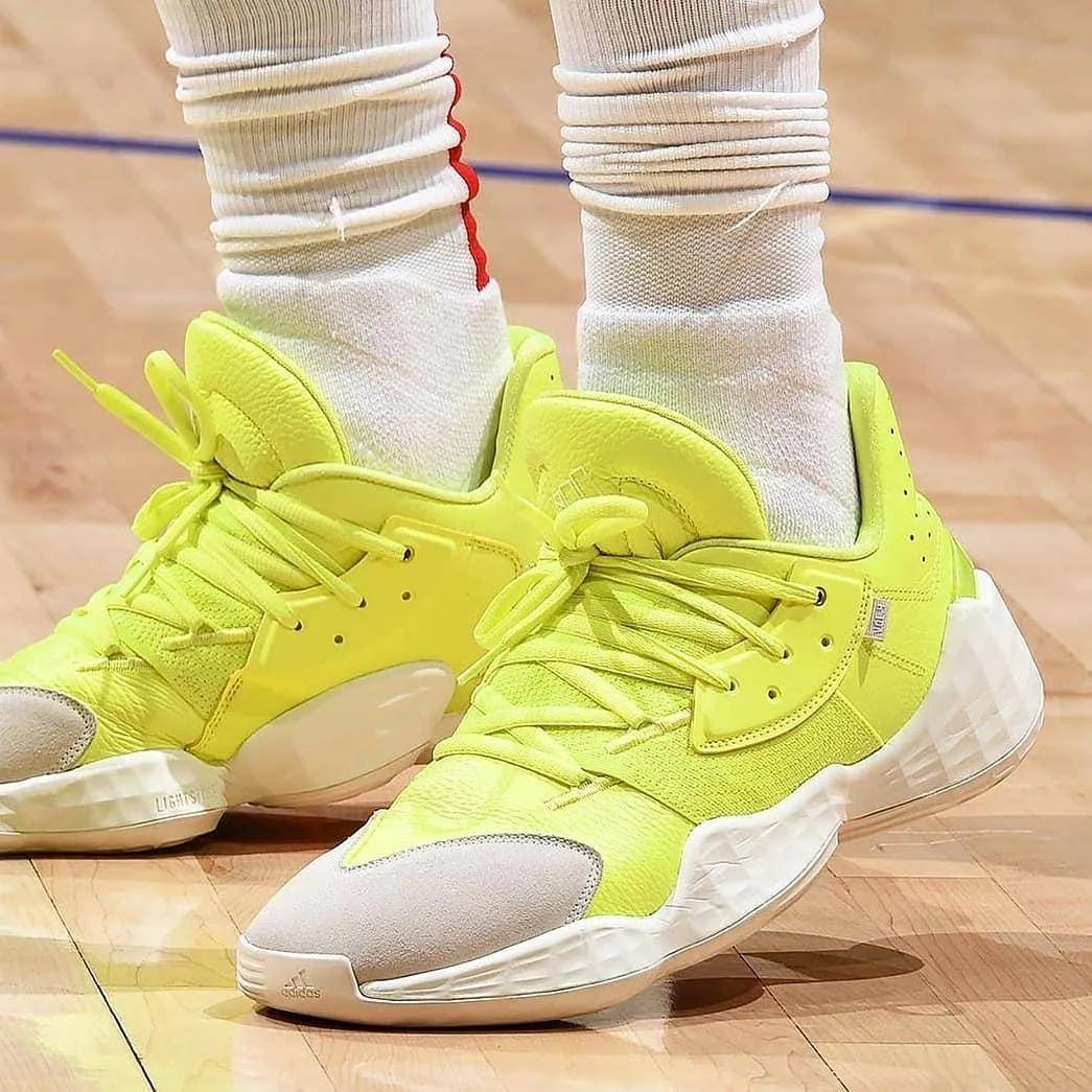 爱游戏体育-包含Rookie巅峰对决，哈登与30激战西班牙队分钟，败北胜负难料！的词条